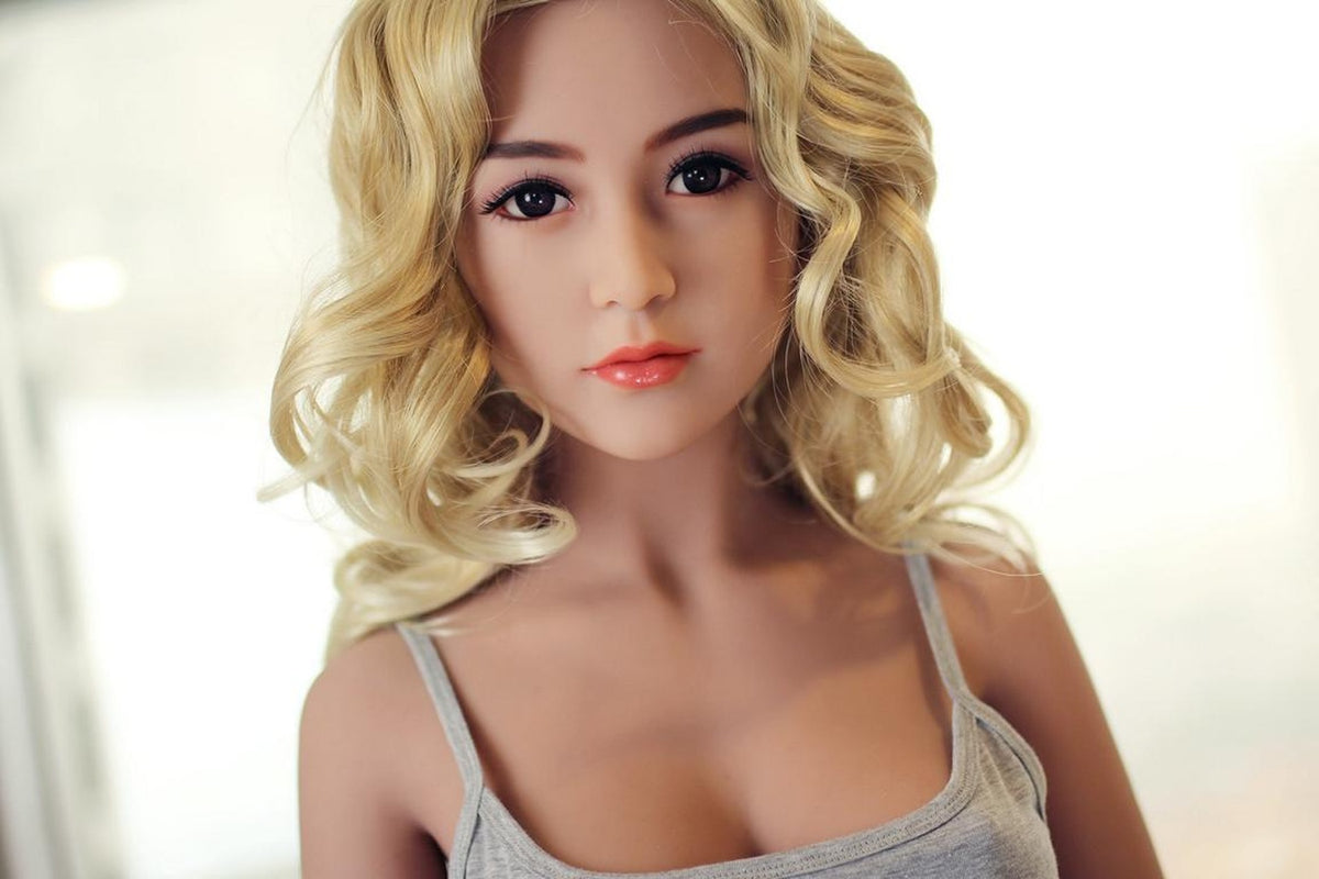 140cm/4ft7 A-Cup Blonde Small Breast TPE Sex Doll Viola #4